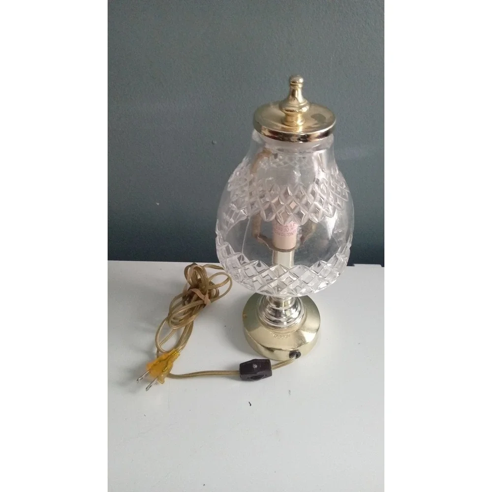 Vintage‎ Heavy Cut Crystal And Brass Tripod Pedestal Boudoir Lamp, Table Lamp